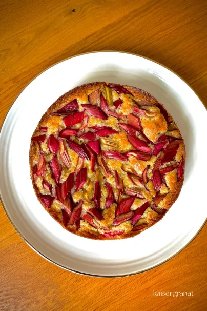 Einfacher Rhabarberkuchen