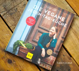 Nicole-Just-Kochbuch-Die-vegane-jeden-Tag-Küche-Cover