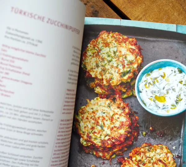 GU-Gemüse-Kochbuch-Rezept-türkische-Zucchinipuffer