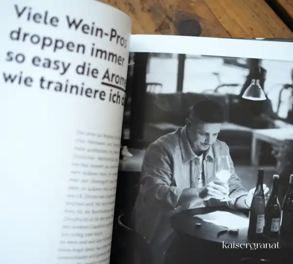 Das Buch Wein ist unkompliziert von Toni Askitis 2