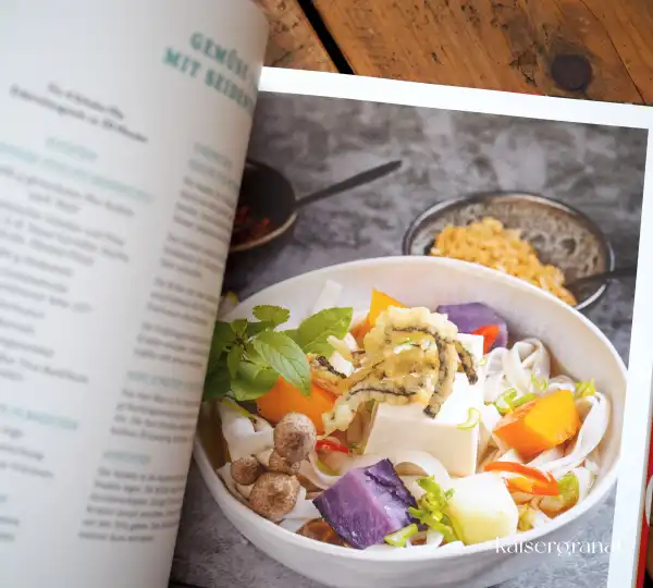 Das Kochbuch Phở von Angkana Sirisaeng 3 Das Kochbuch Phở von Angkana Sirisaeng 3