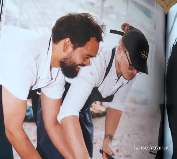 Das Kochbuch Rote Wand. Culinary Lab von Christian Seiler und Jamie Unshelm 4 Das Kochbuch Rote Wand. Culinary Lab von Christian Seiler und Jamie Unshelm 4