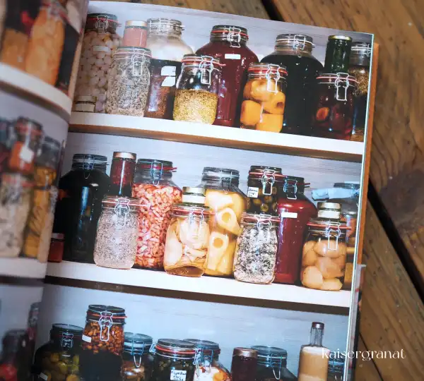 Das Kochbuch Rote Wand. Culinary Lab von Christian Seiler und Jamie Unshelm 5 Das Kochbuch Rote Wand. Culinary Lab von Christian Seiler und Jamie Unshelm 5